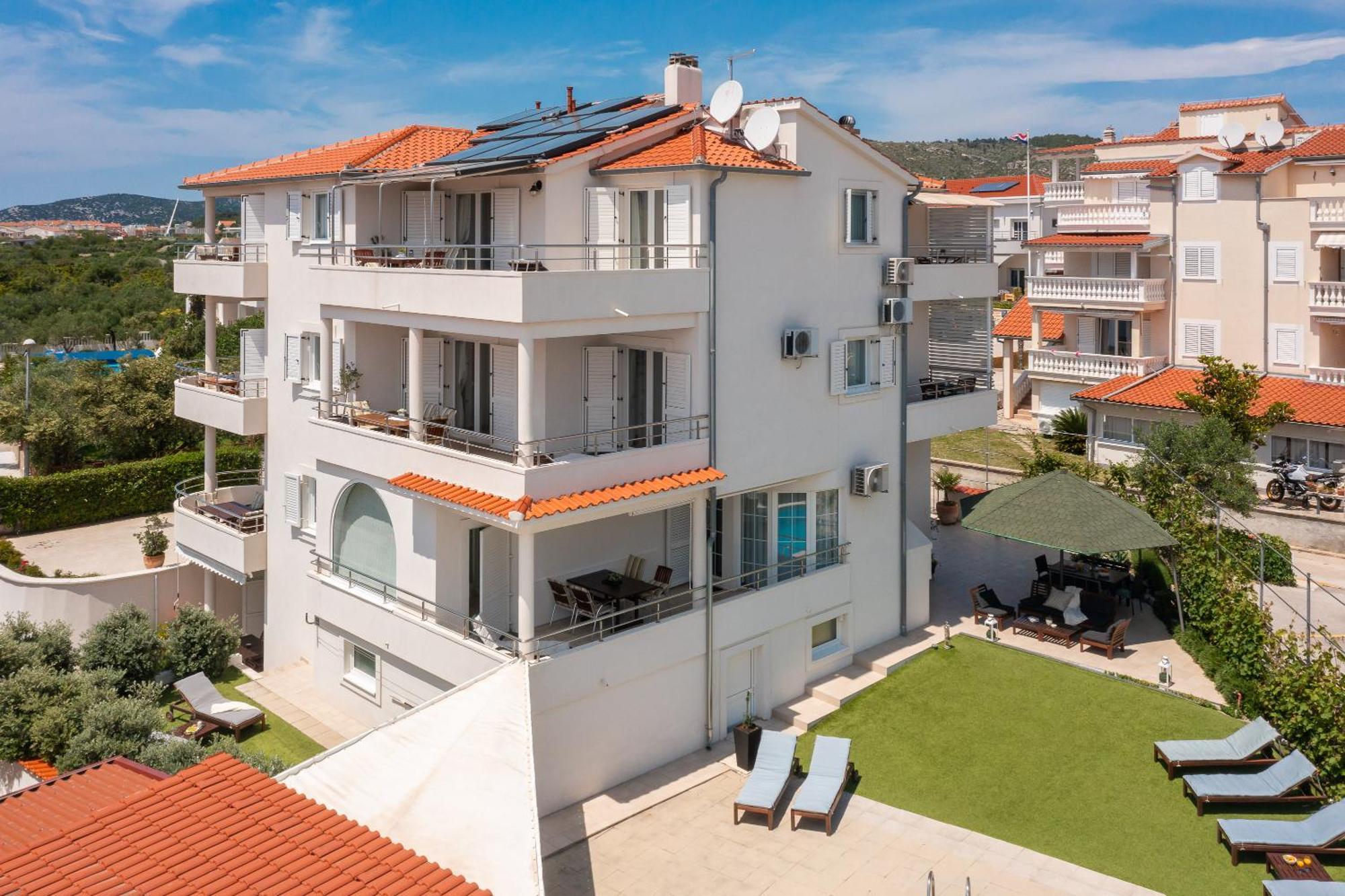 Sea View Apartments Tihi II Водице Экстерьер фото
