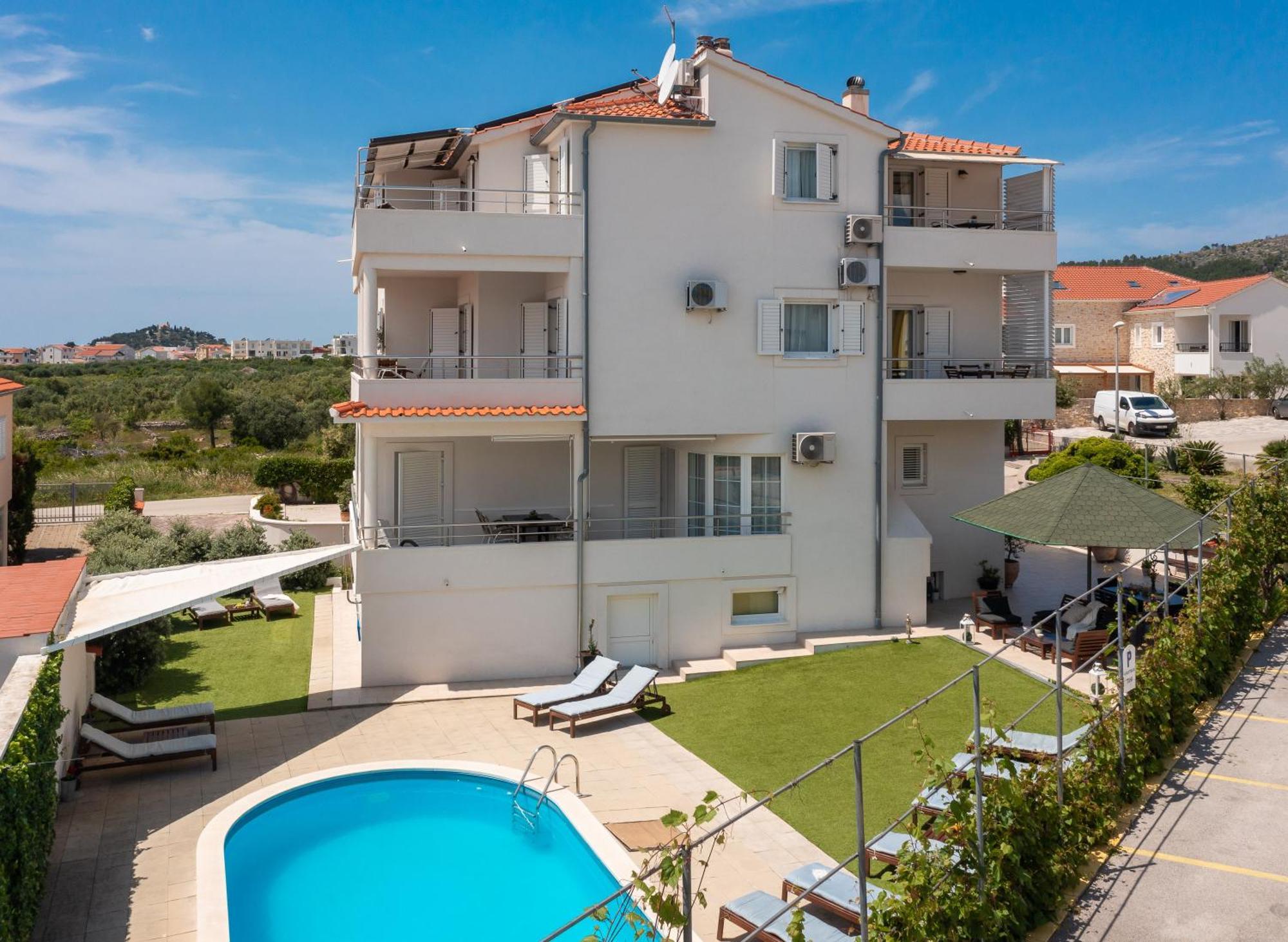 Sea View Apartments Tihi II Водице Экстерьер фото