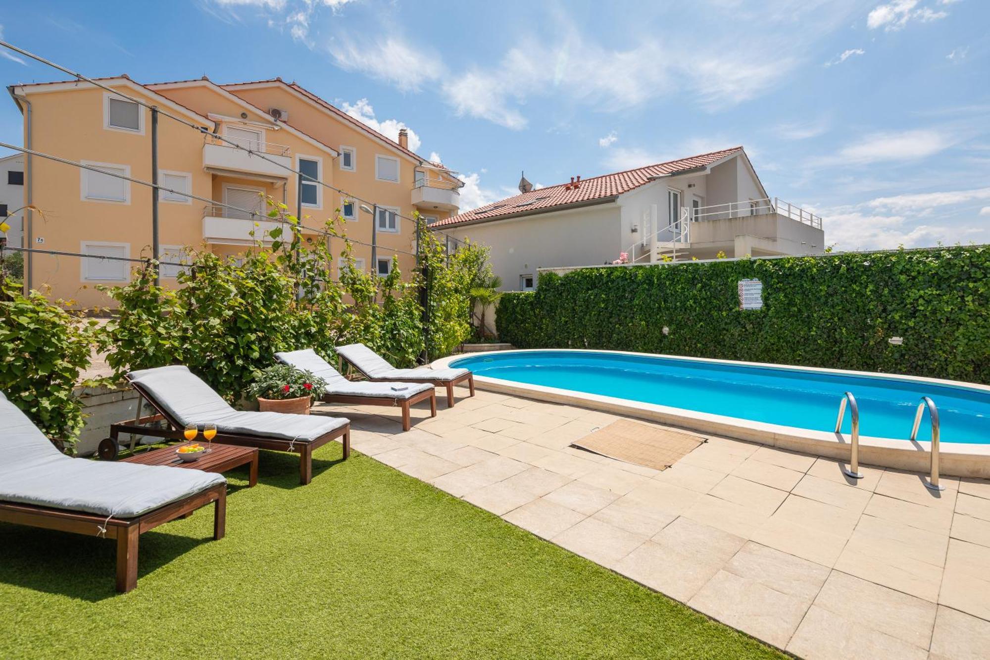 Sea View Apartments Tihi II Водице Экстерьер фото