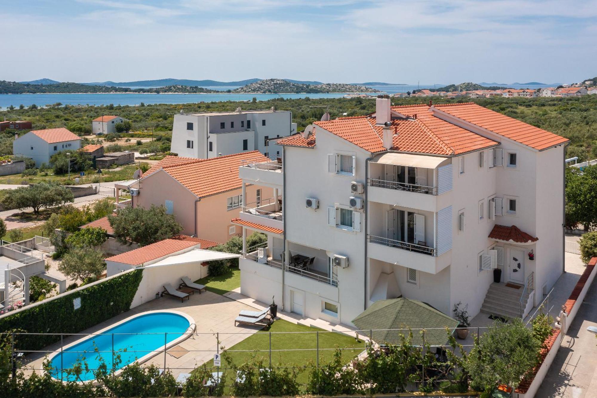 Sea View Apartments Tihi II Водице Экстерьер фото