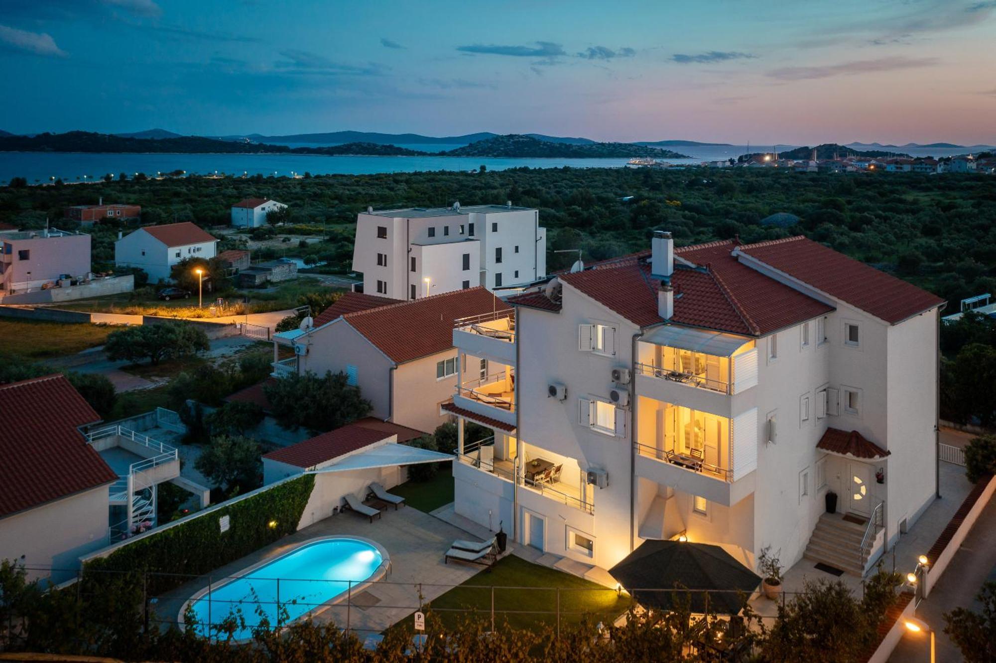 Sea View Apartments Tihi II Водице Экстерьер фото