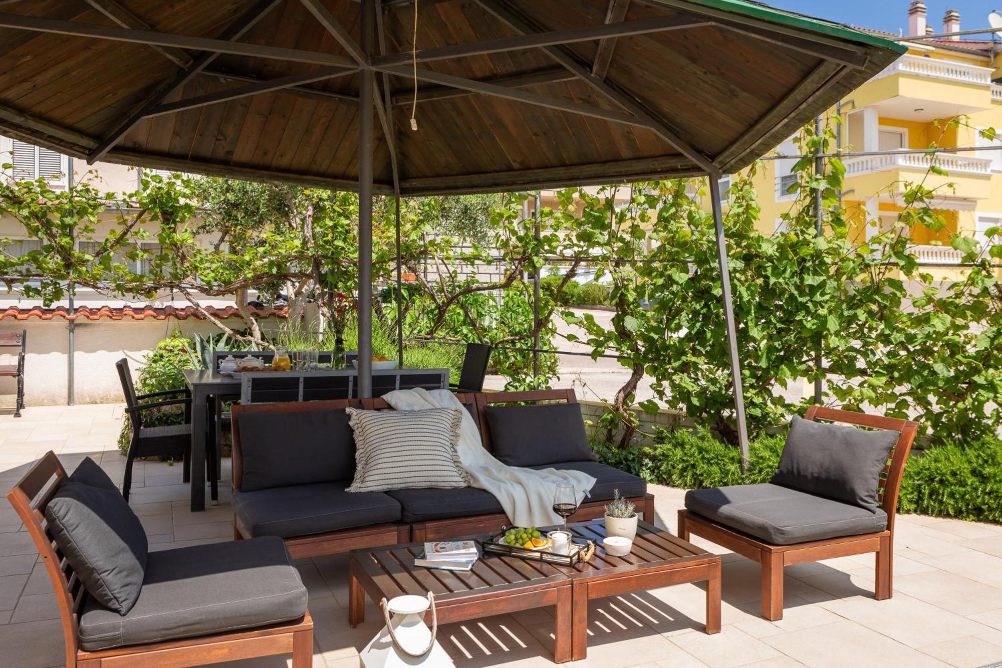 Sea View Apartments Tihi II Водице Экстерьер фото