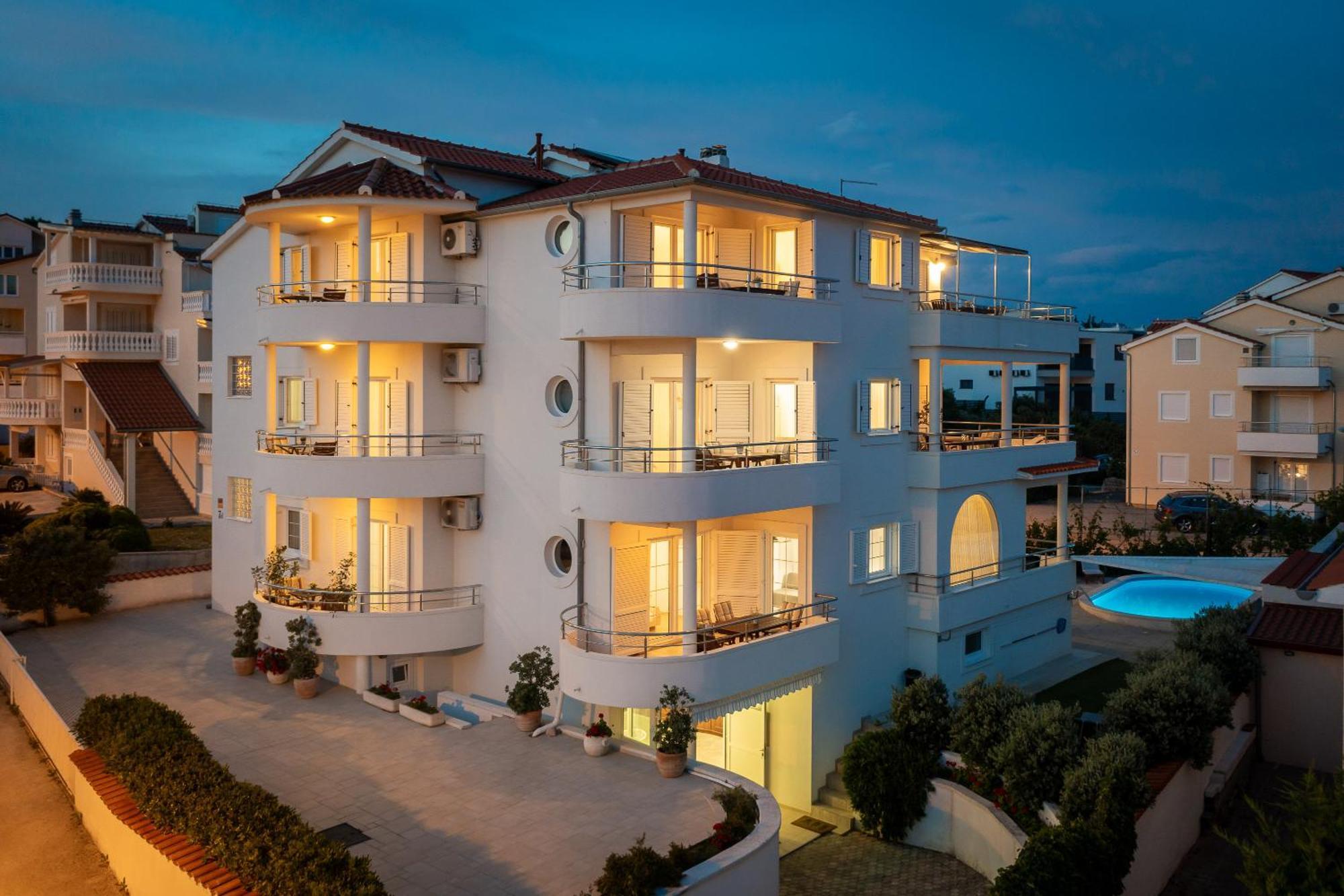Sea View Apartments Tihi II Водице Экстерьер фото