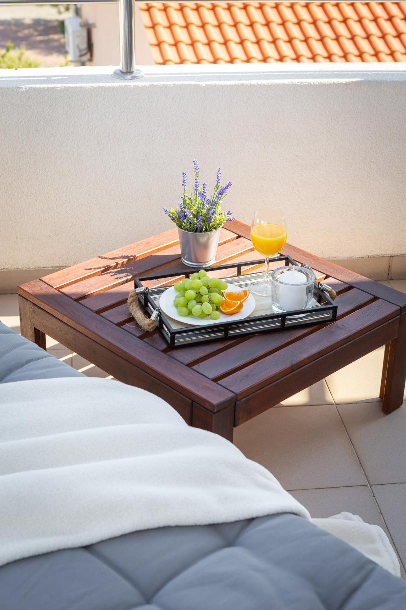 Sea View Apartments Tihi II Водице Экстерьер фото
