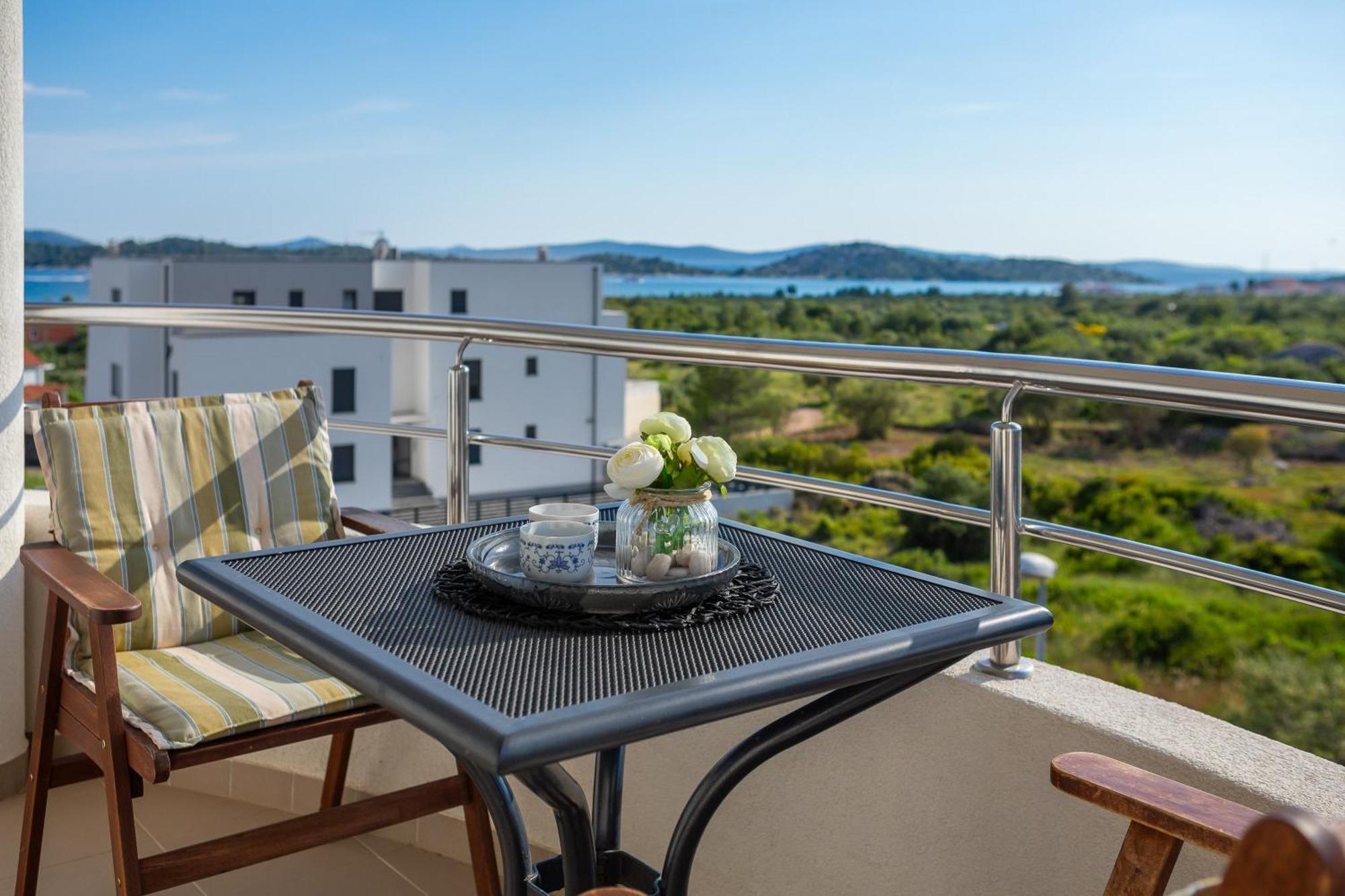 Sea View Apartments Tihi II Водице Экстерьер фото